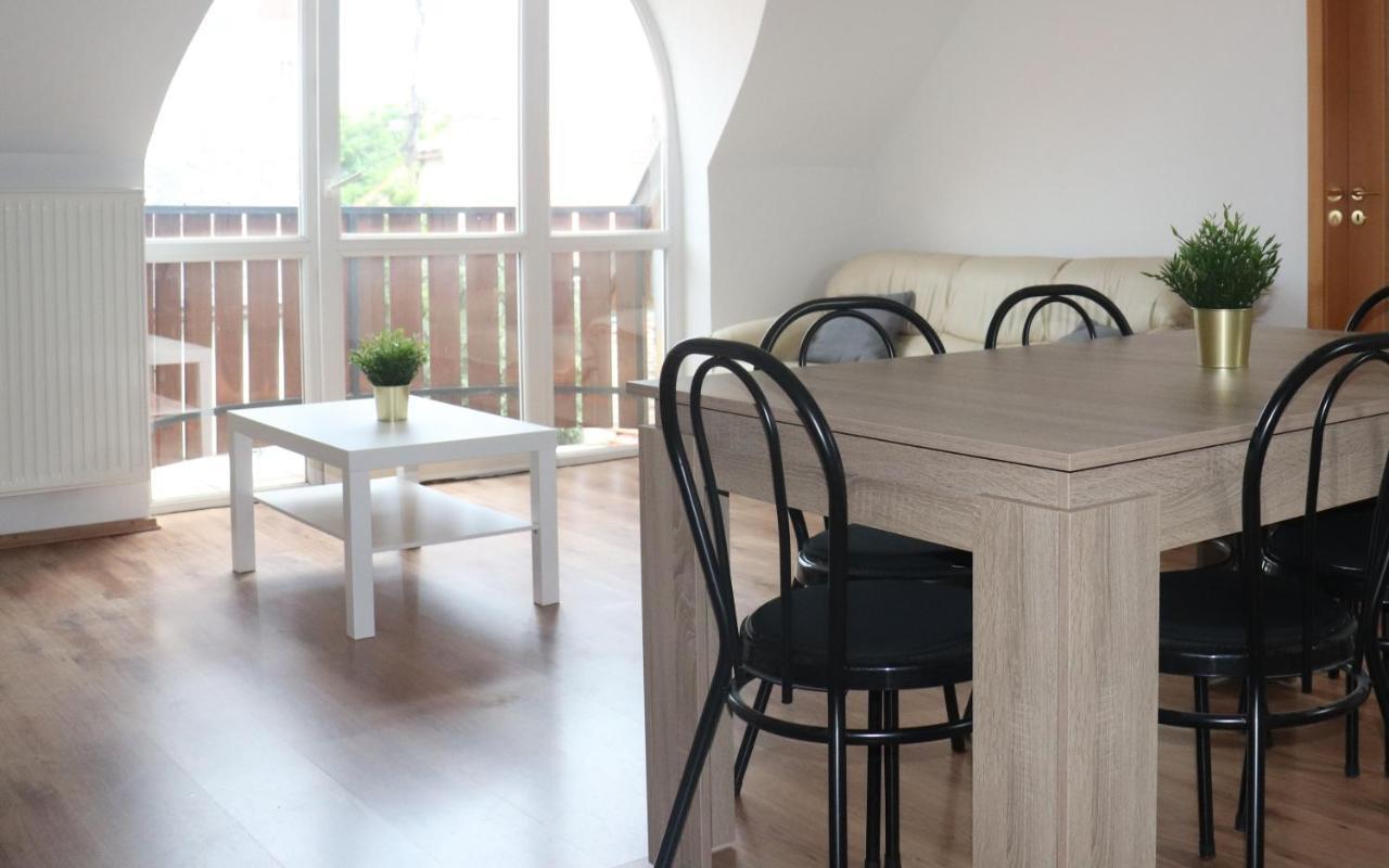 B6 Apartman Veszprém Esterno foto
