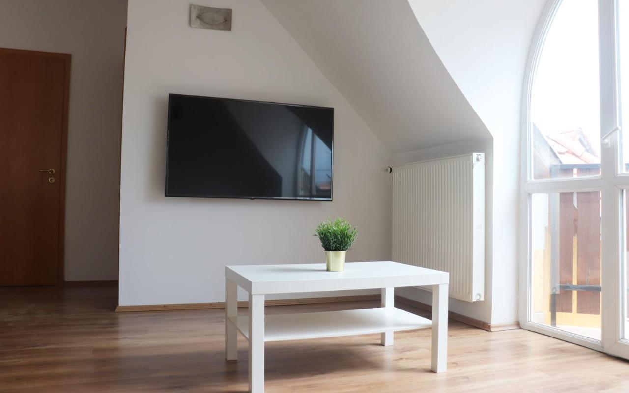 B6 Apartman Veszprém Esterno foto